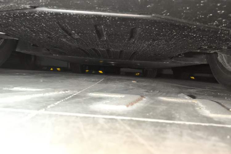 Used Volkswagen Zhongyu 07 2026 Model Pure Chassis Front