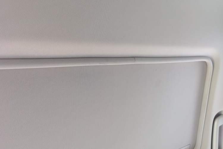 Used Volvo C30 2010 Revised Version 2.0 Zhiya Edition Headliner