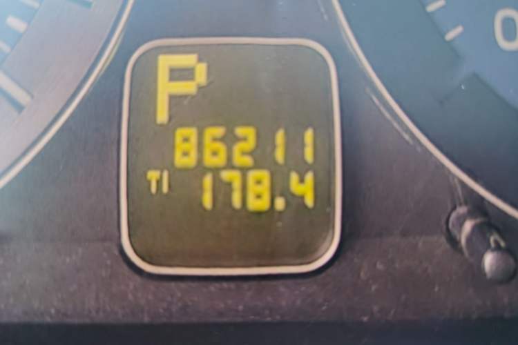 Used Volvo C30 2010 Revised Version 2.0 Zhiya Edition Odometer Close Up