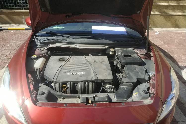 Used Volvo C30 2010 2.0 ZhiShang Version Engine Bay
