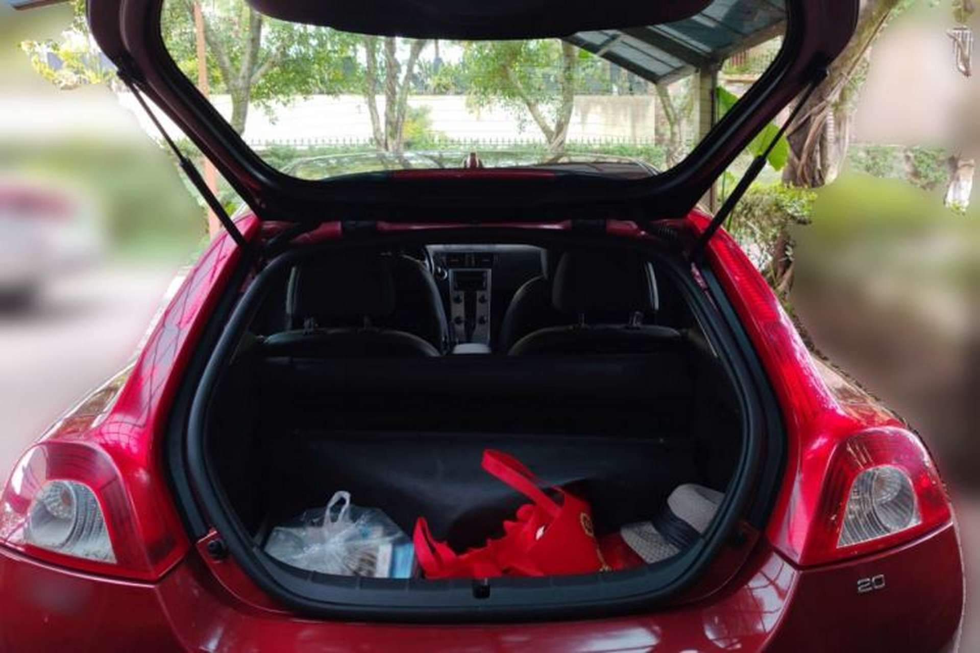 Used Volvo C30 2010 2.0 ZhiShang Version Trunk