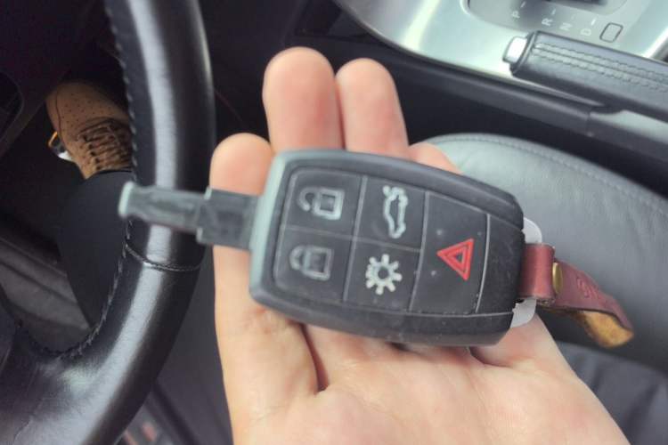 Used Volvo C30 2010 2.0 Personalized Sport Edition Vehicle Key