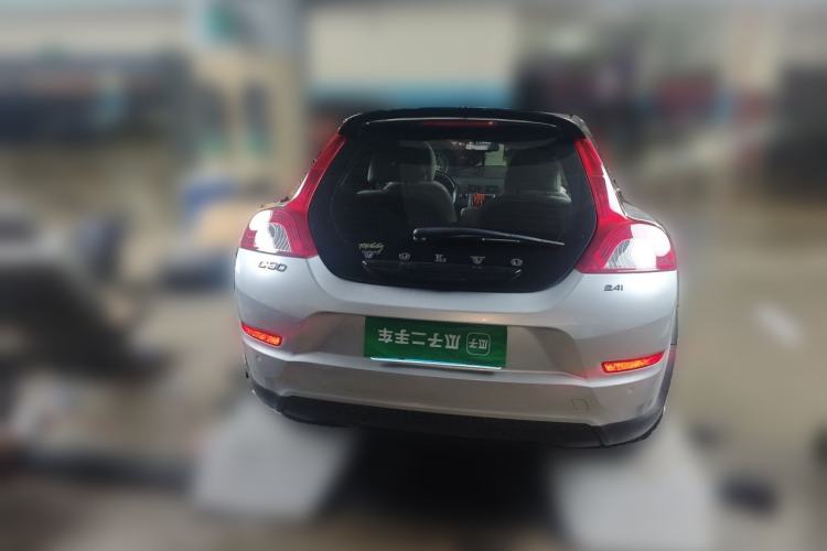 Used Volvo C30 2010 Revised Version 2.4i Personalized Sport Edition Rear