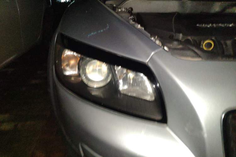 Used Volvo C30 2010 2.0 ZhiShang Version Right Front Headlight