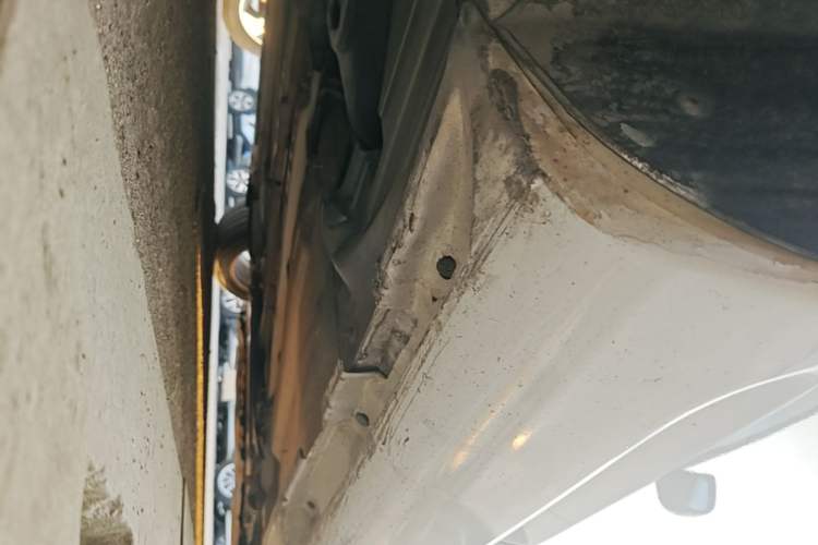 Used Volvo C30 2010 Revised Version 2.0 ZhiShang Edition Chassis Rear Right