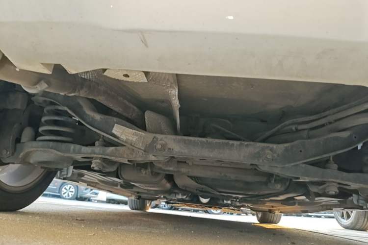 Used Volvo C30 2010 Revised Version 2.0 ZhiShang Edition Chassis Rear