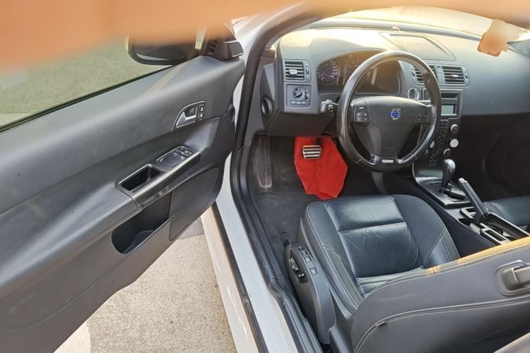 Used Volvo C30 2010 Revised Version 2.0 ZhiShang Edition Driver Seat