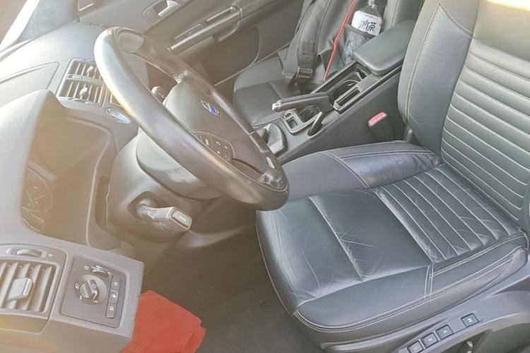 Used Volvo C30 2010 Revised Version 2.0 ZhiShang Edition Left Front Seat