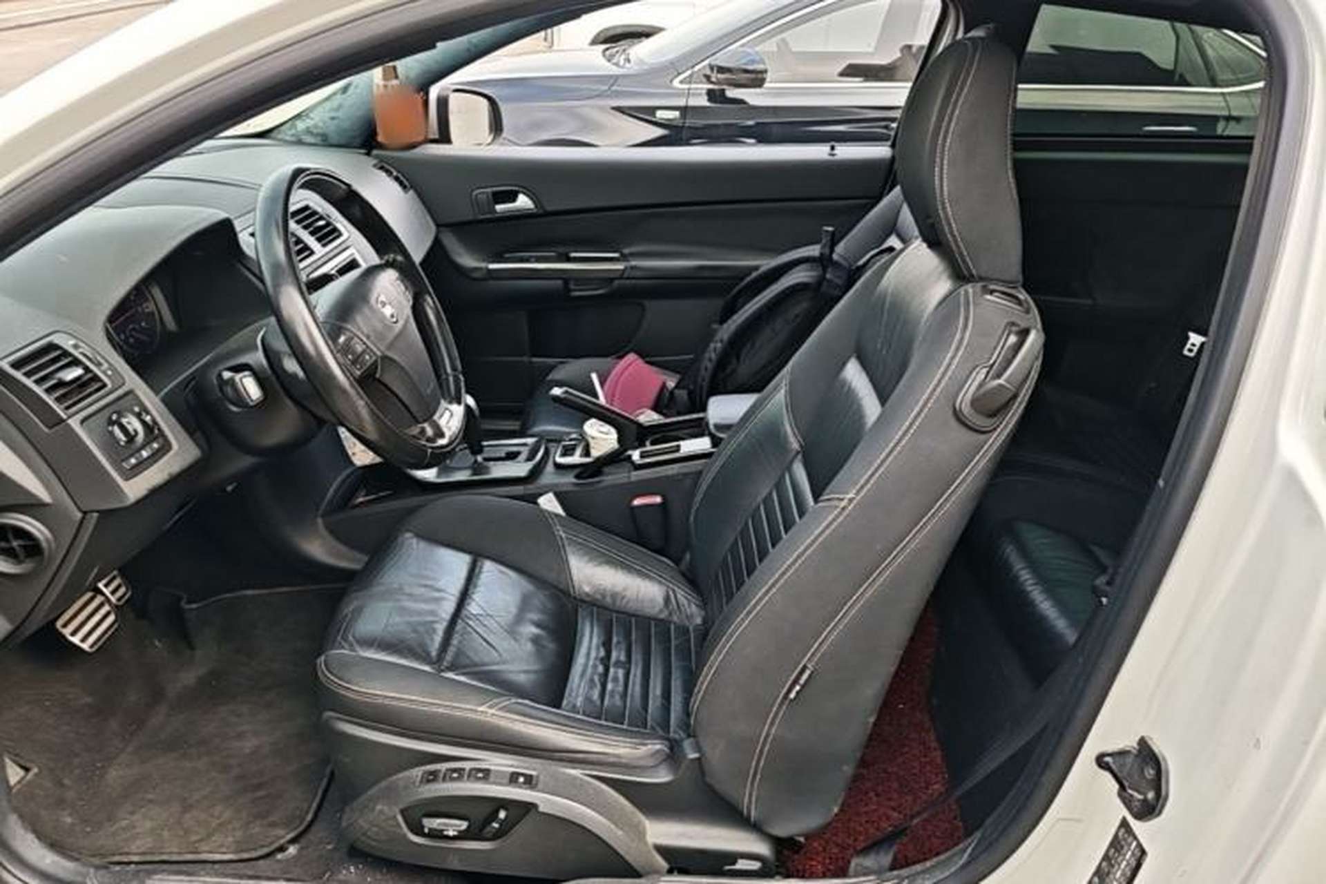 Used Volvo C30 2010 Revised Version 2.0 ZhiShang Edition Left Front Seat