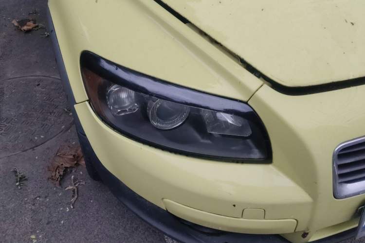 Used Volvo C30 2010 2.0 ZhiShang Version Right Front Headlight