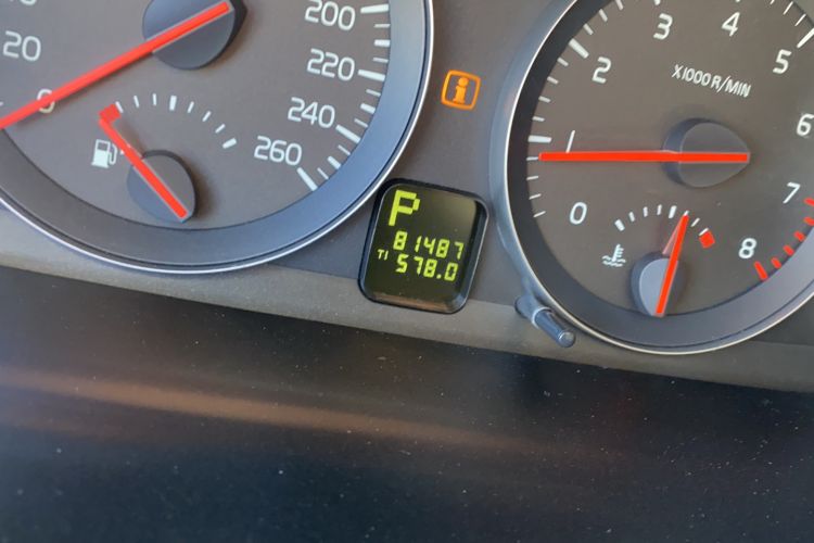 Used Volvo C30 2011 2.0 Zhiya Edition Odometer Close Up