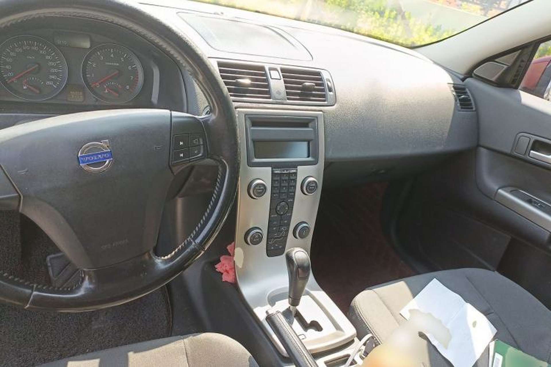 Used Volvo C30 2011 2.0 ZhiShang Edition Center Console