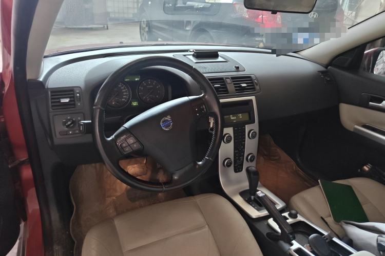 Used Volvo C30 2011 2.0 Zhiya Edition Center Console