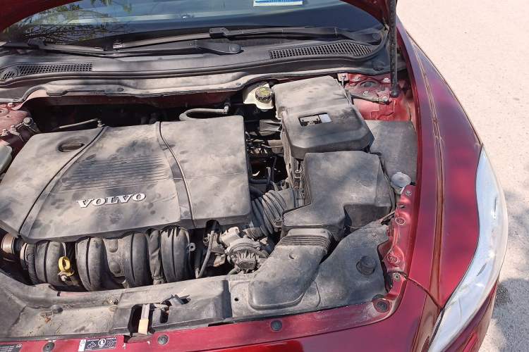 Used Volvo C30 2011 2.0 ZhiShang Edition Engine Bay Left