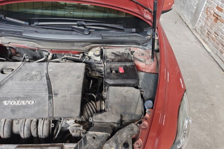 Used Volvo C30 2011 2.0 Zhiya Edition Engine Bay Left
