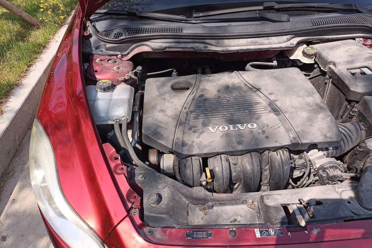 Used Volvo C30 2011 2.0 ZhiShang Edition Engine Bay Right