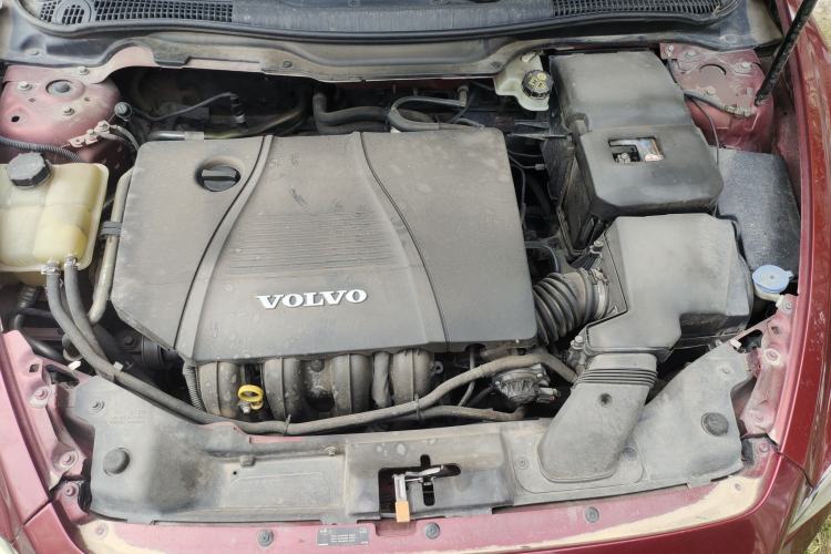 Used Volvo C30 2011 2.0 Zhiya Edition Engine Bay