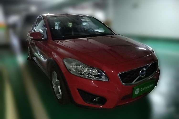 Used Volvo C30 2011 2.0 ZhiShang Edition Front Right 45 Deg