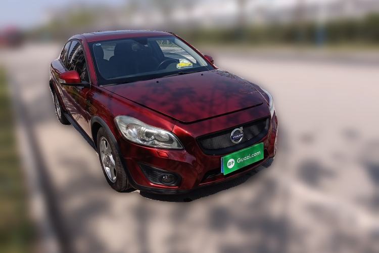 Used Volvo C30 2011 2.0 ZhiShang Edition Front Right 45 Deg