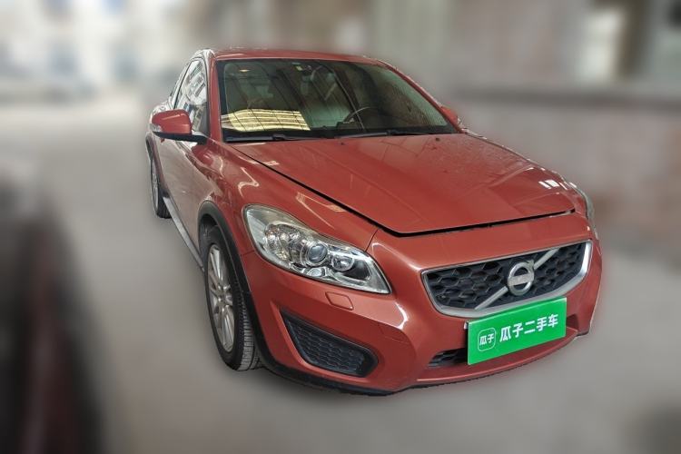 Used Volvo C30 2011 2.0 Zhiya Edition Front Right 45 Deg
