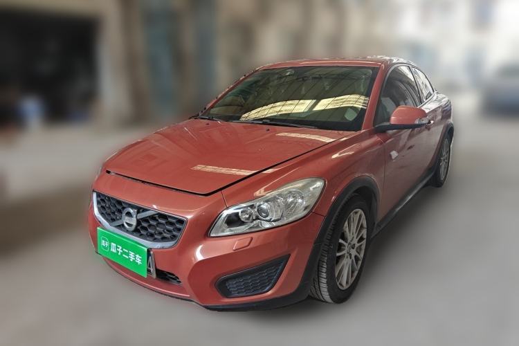 Used Volvo C30 2011 2.0 Zhiya Edition Guazi used car, China used car export, Used car for sale, Used  cars, Cheapest cars for sale