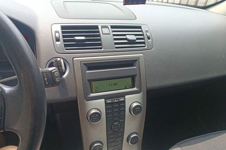 Used Volvo C30 2011 2.0 ZhiShang Edition Audio And AC Panel