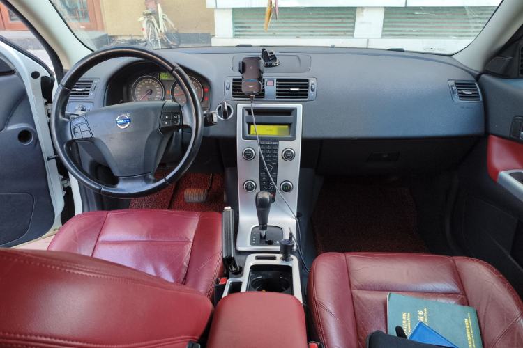 Used Volvo C30 2011 2.0 Zhiya Edition Center Console