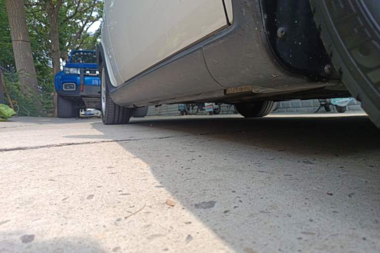 Used Volvo C30 2011 2.0 ZhiShang Edition Chassis Front Right