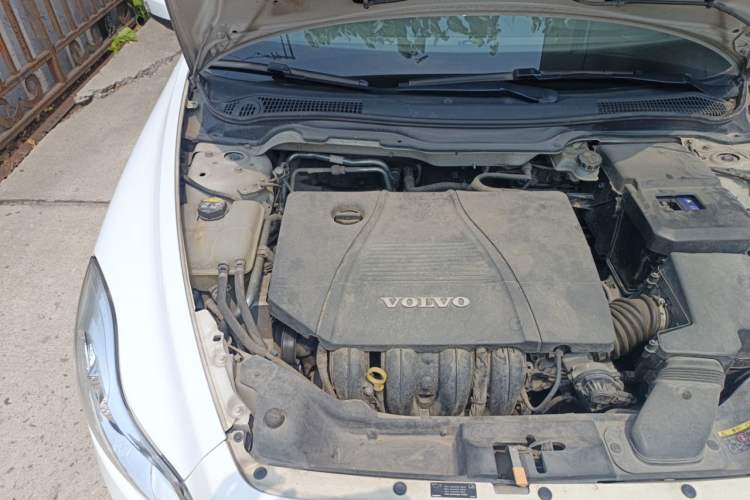 Used Volvo C30 2011 2.0 ZhiShang Edition Engine Bay Right
