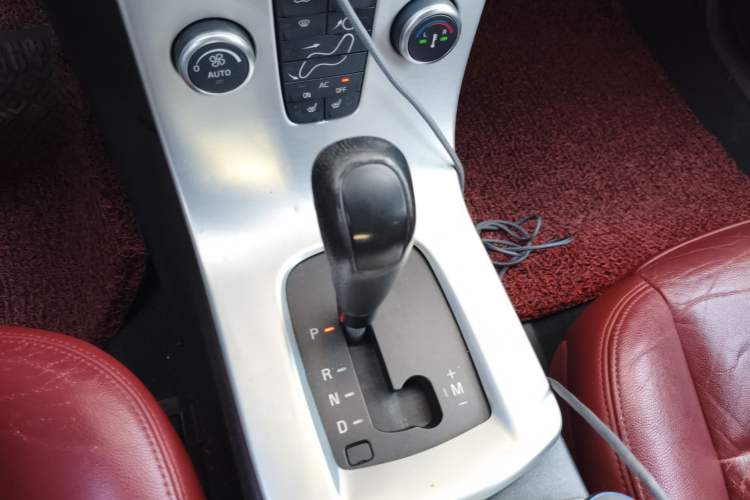 Used Volvo C30 2011 2.0 Zhiya Edition Gear Lever