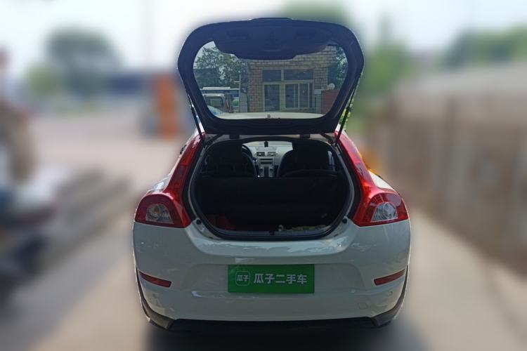 Used Volvo C30 2011 2.0 ZhiShang Edition Trunk