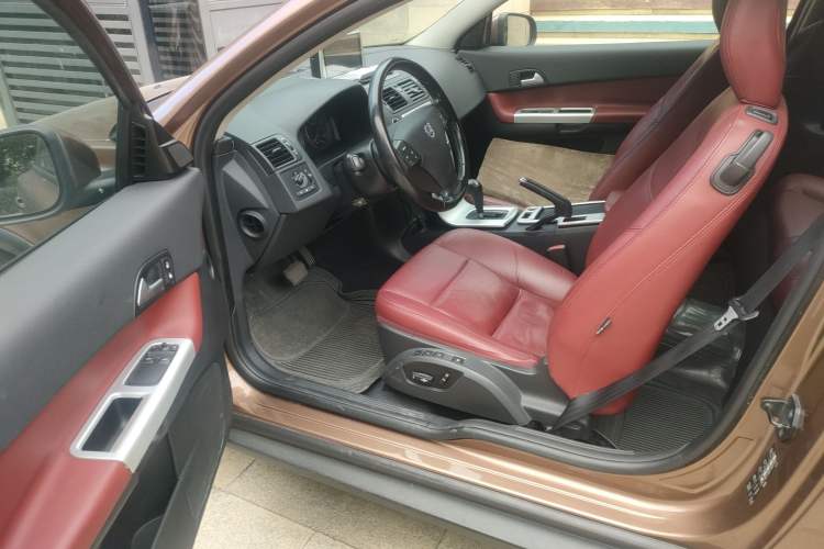 Used Volvo C30 2012 2.0L Aktiv Dynamic Package Edition Driver Seat