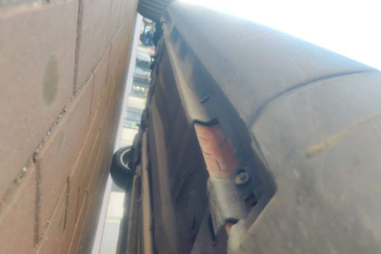 Used Volvo C30 2012 2.0L Aktiv Dynamic Package Edition Chassis Front Right