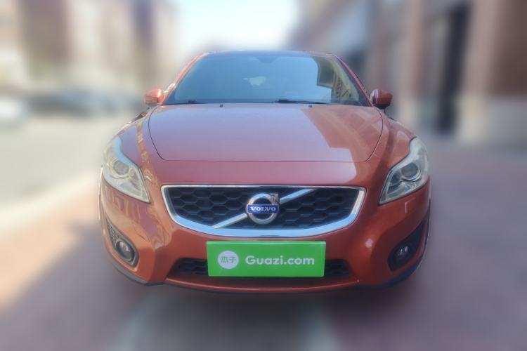 Used Volvo C30 2012 2.0L Aktiv Dynamic Package Edition Front