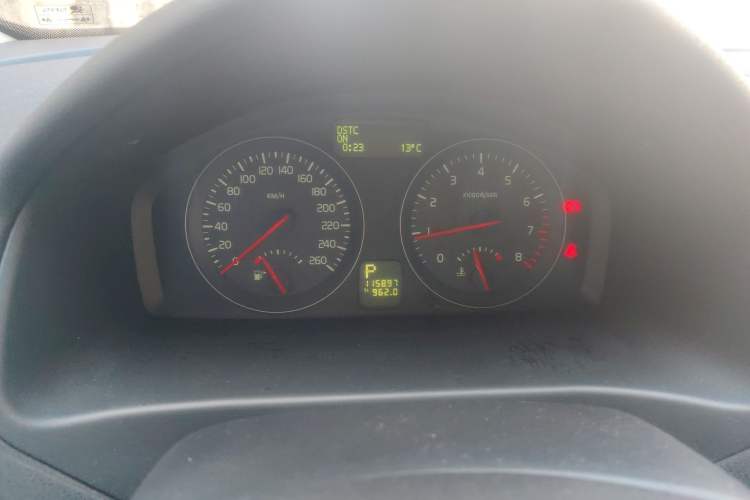 Used Volvo C30 2012 2.0L Aktiv Dynamic Package Edition Instrument Cluster