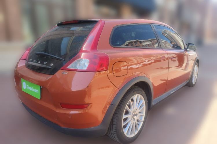 Used Volvo C30 2012 2.0L Aktiv Dynamic Package Edition Rear Right 45 Deg