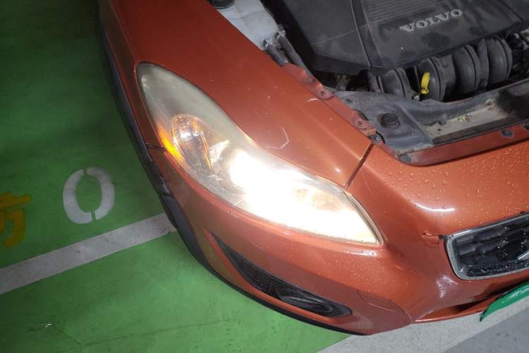 Used Volvo C30 2012 2.0L Aktiv Fun-Loving Package Edition Right Front Headlight
