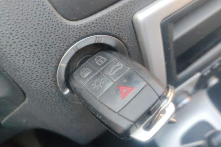 Used Volvo C30 2012 2.0L Aktiv Dynamic Package Edition Vehicle Key