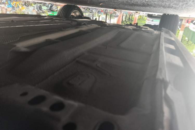 Used Volvo C30 2012 2.0L Aktiv Dynamic Package Edition Chassis Front Right