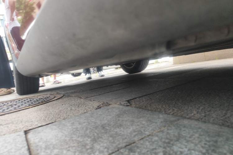 Used Volvo C30 2012 2.0L Aktiv Chassis Front Right