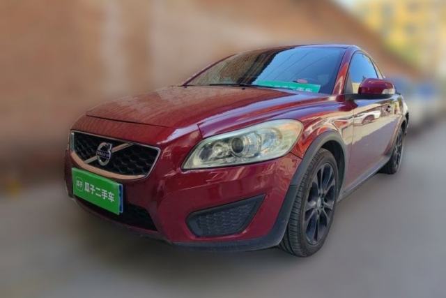 Ojetý Volvo C30 2012 2.0L Aktiv Dynamic Package Edition