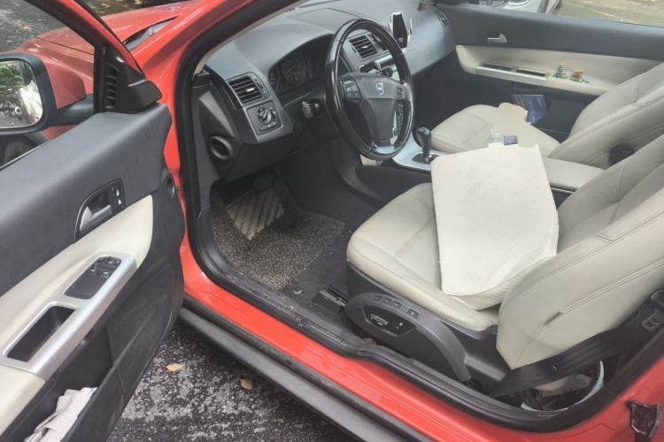 Used Volvo C30 2012 2.0L Aktiv Dynamic Package Edition Driver Seat