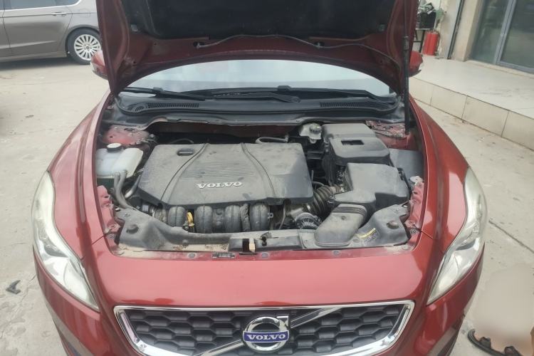 Used Volvo C30 2012 2.0L Aktiv Engine Bay