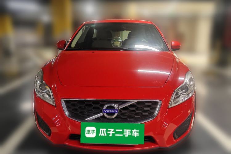 Used Volvo C30 2012 2.0L Aktiv Dynamic Package Edition Front