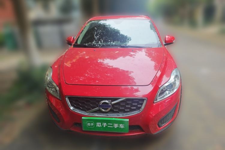 Used Volvo C30 2012 2.0L Aktiv Dynamic Package Edition Front