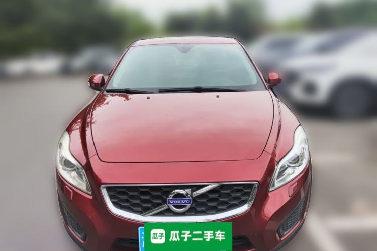 Used Volvo C30 2012 2.0L Aktiv Dynamic Package Edition Front
