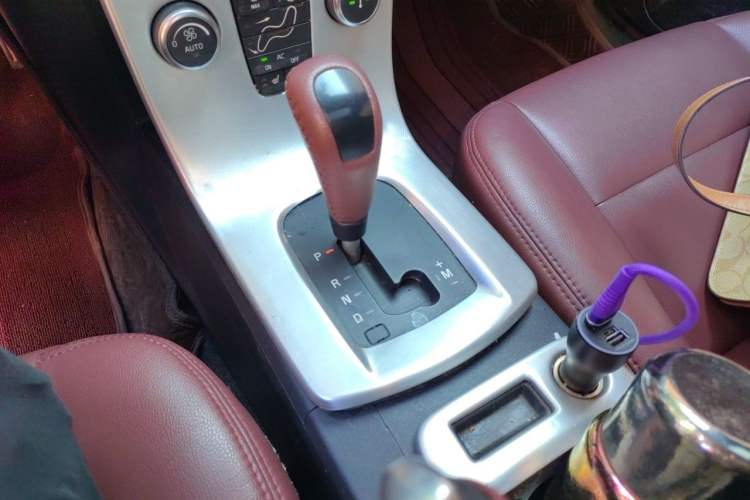 Used Volvo C30 2012 2.0L Aktiv Dynamic Package Edition Gear Lever
