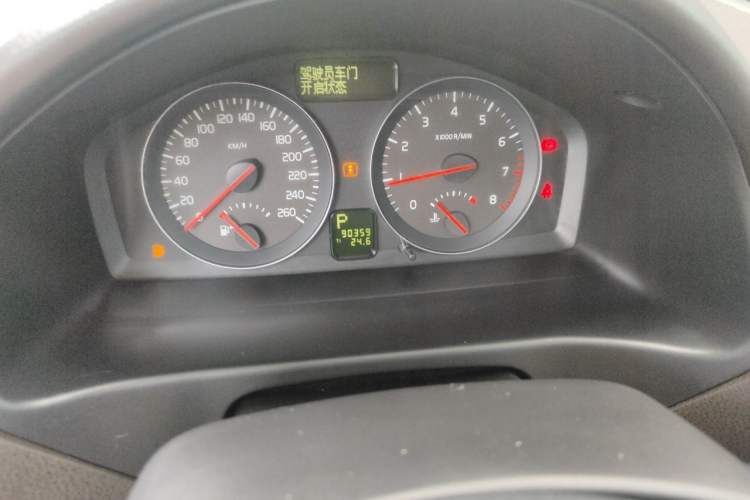 Used Volvo C30 2012 2.0L Aktiv Instrument Cluster