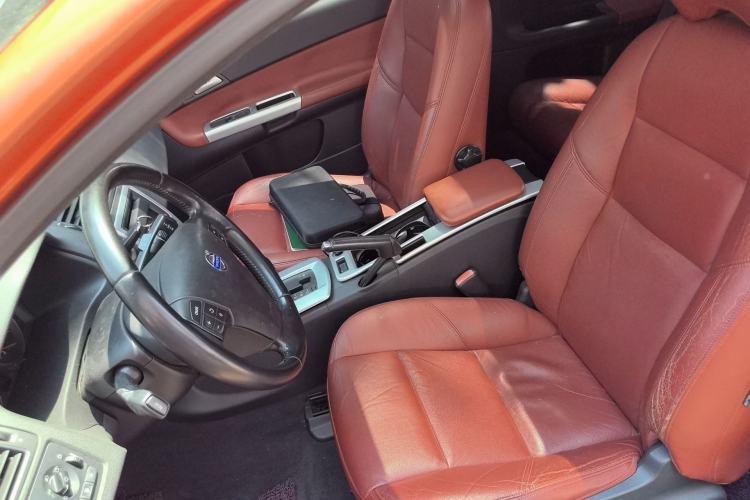 Used Volvo C30 2012 2.0L Aktiv Dynamic Package Edition Left Front Seat