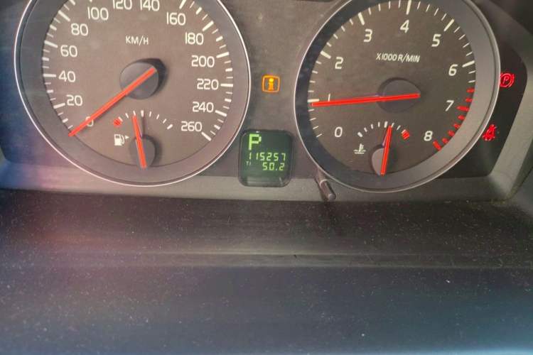 Used Volvo C30 2012 2.0L Aktiv Dynamic Package Edition Odometer Close Up